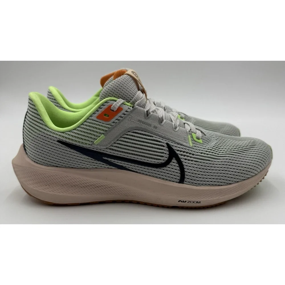 Nike Zoom Pegasus 40 DV3854-006‎ Women SZ 8.5 Running Shoes Photon Dust/Obsidian
